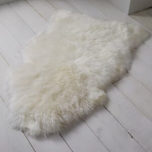 Ladson Sheepskin Rug In Natural